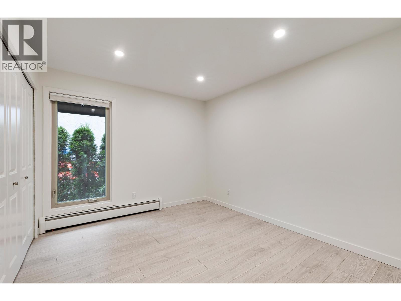 565 TRALEE CRESCENT, Delta