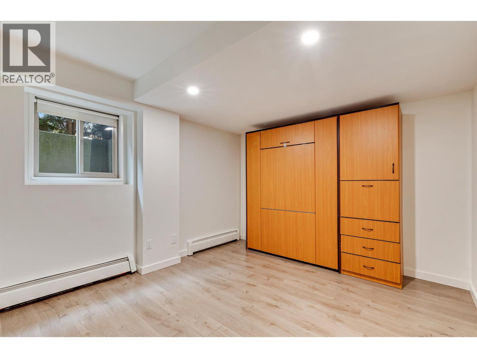 565 TRALEE CRESCENT, Delta
