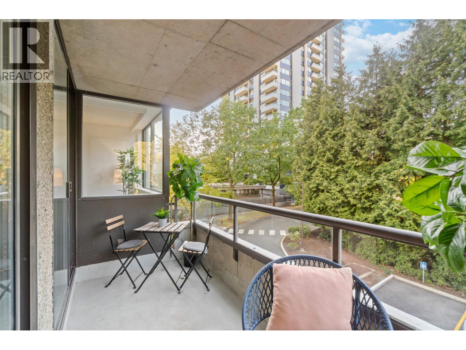 305 3970 CARRIGAN COURT, Burnaby