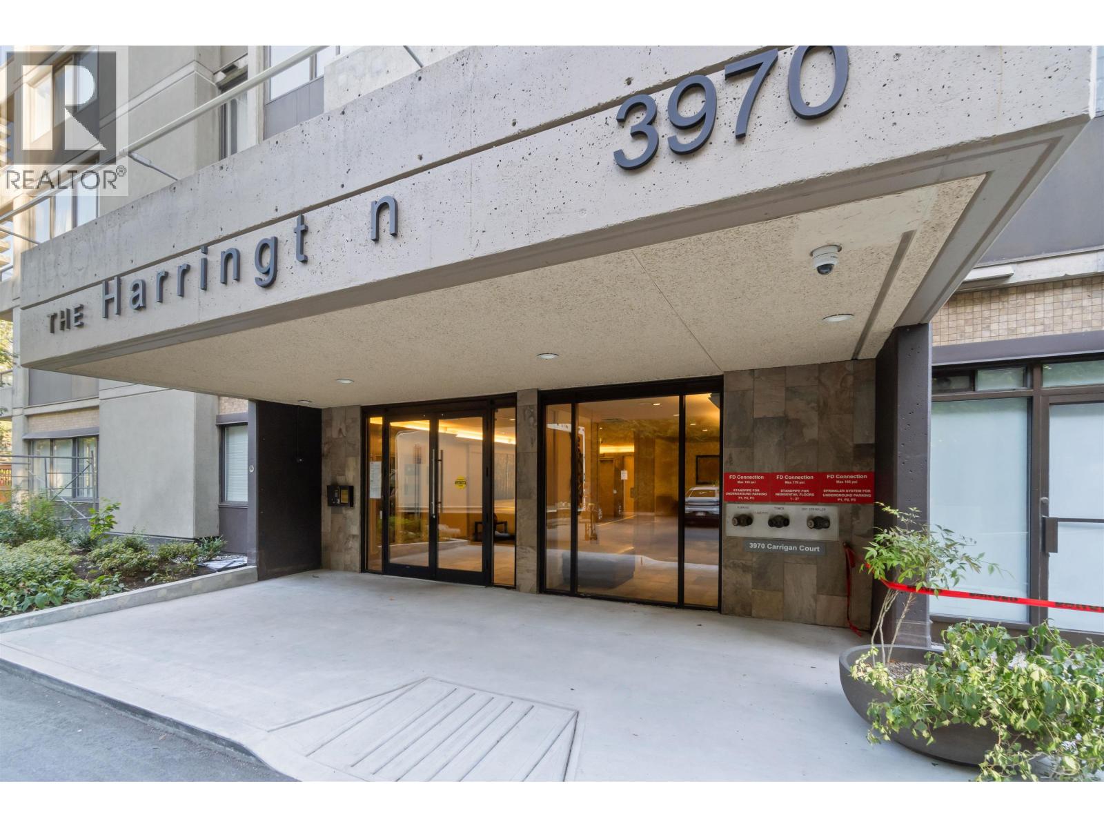 305 3970 CARRIGAN COURT, Burnaby