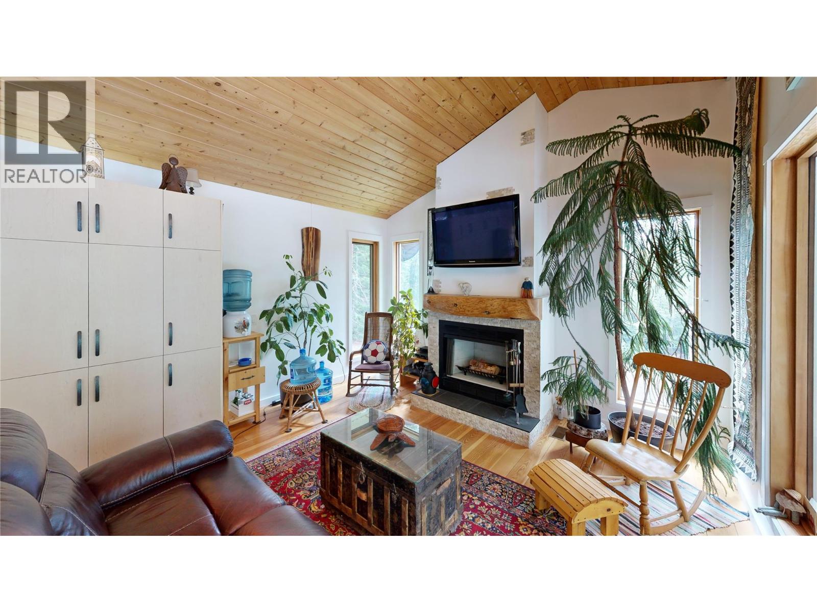 1427 HARTLEY ROAD - 13