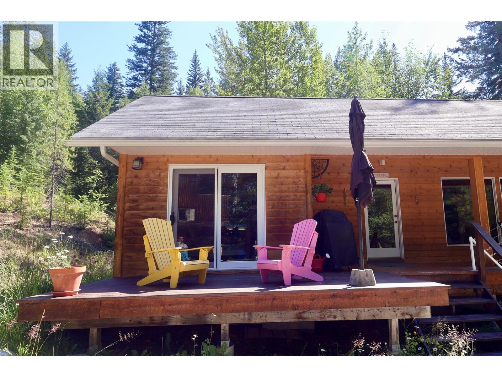 1427 Hartley Road - Photo 5 of 57, Golden, British Columbia