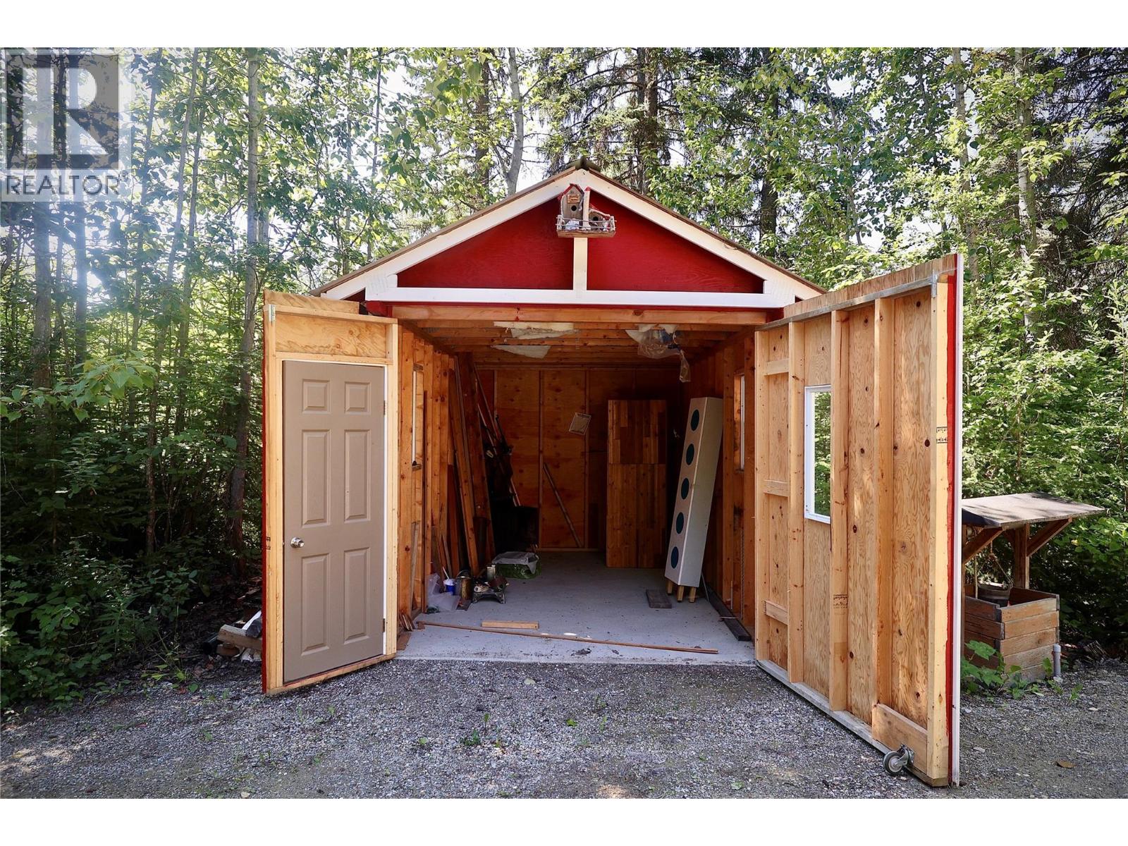 1427 HARTLEY ROAD - 52