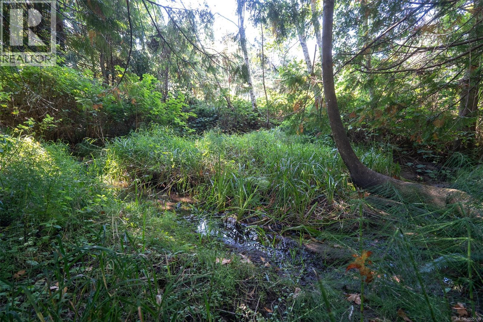 110 Ross Rd, Salt Spring