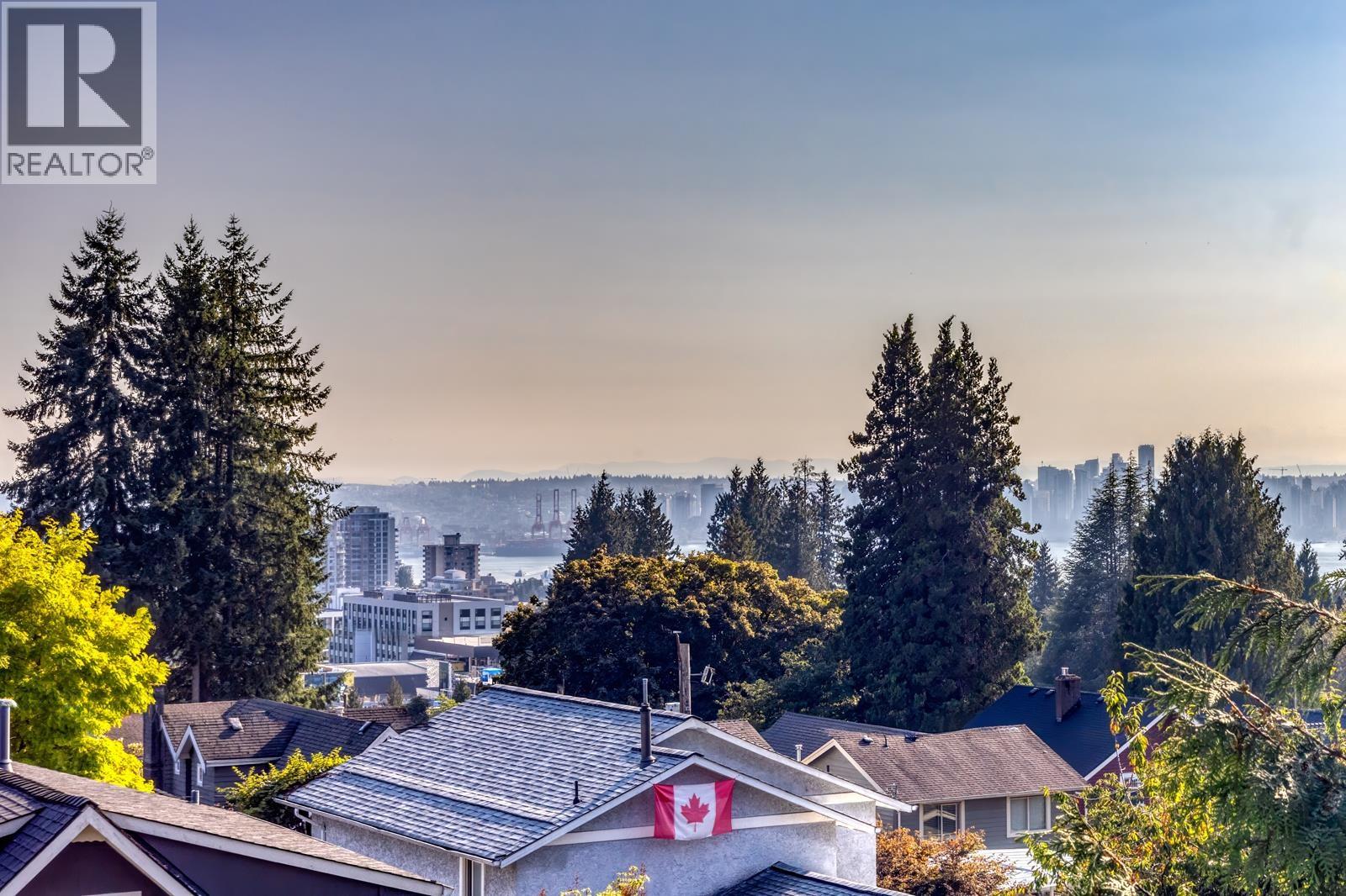 238 E 28TH STREET, North Vancouver