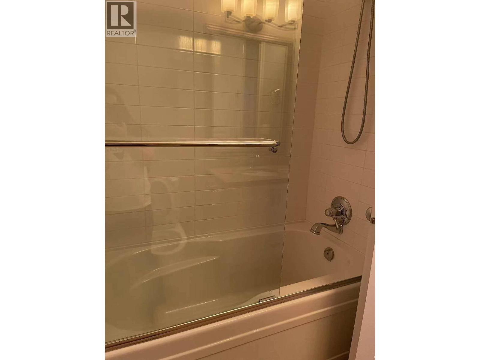 3093 W 32, Vancouver