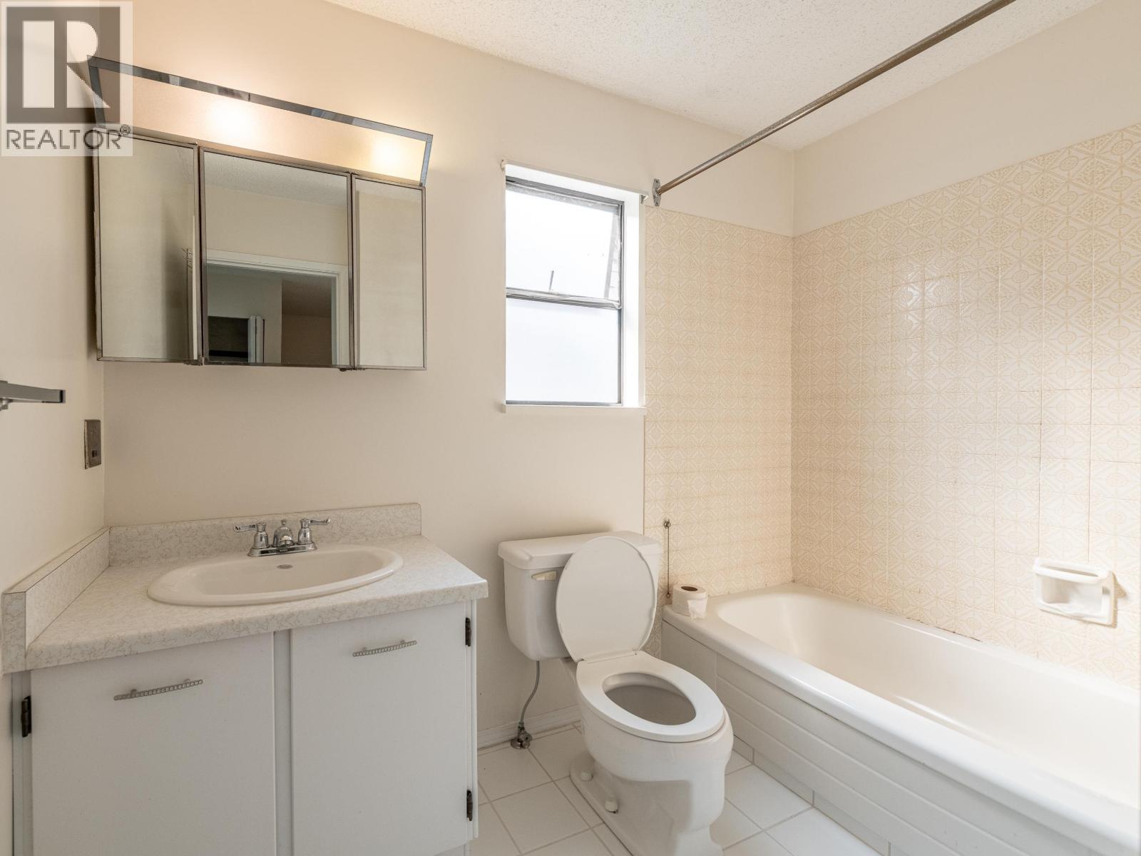 4245 BIRCHWOOD CRESCENT, Burnaby