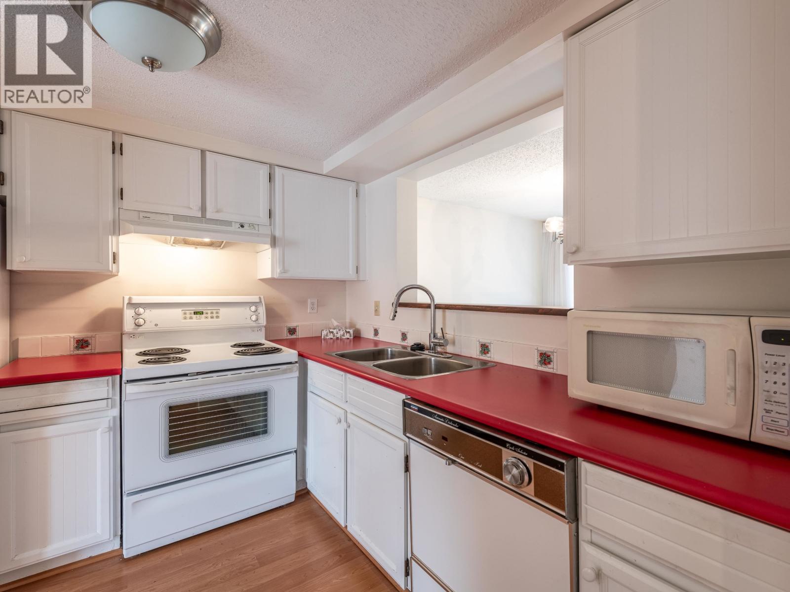 4245 BIRCHWOOD CRESCENT, Burnaby