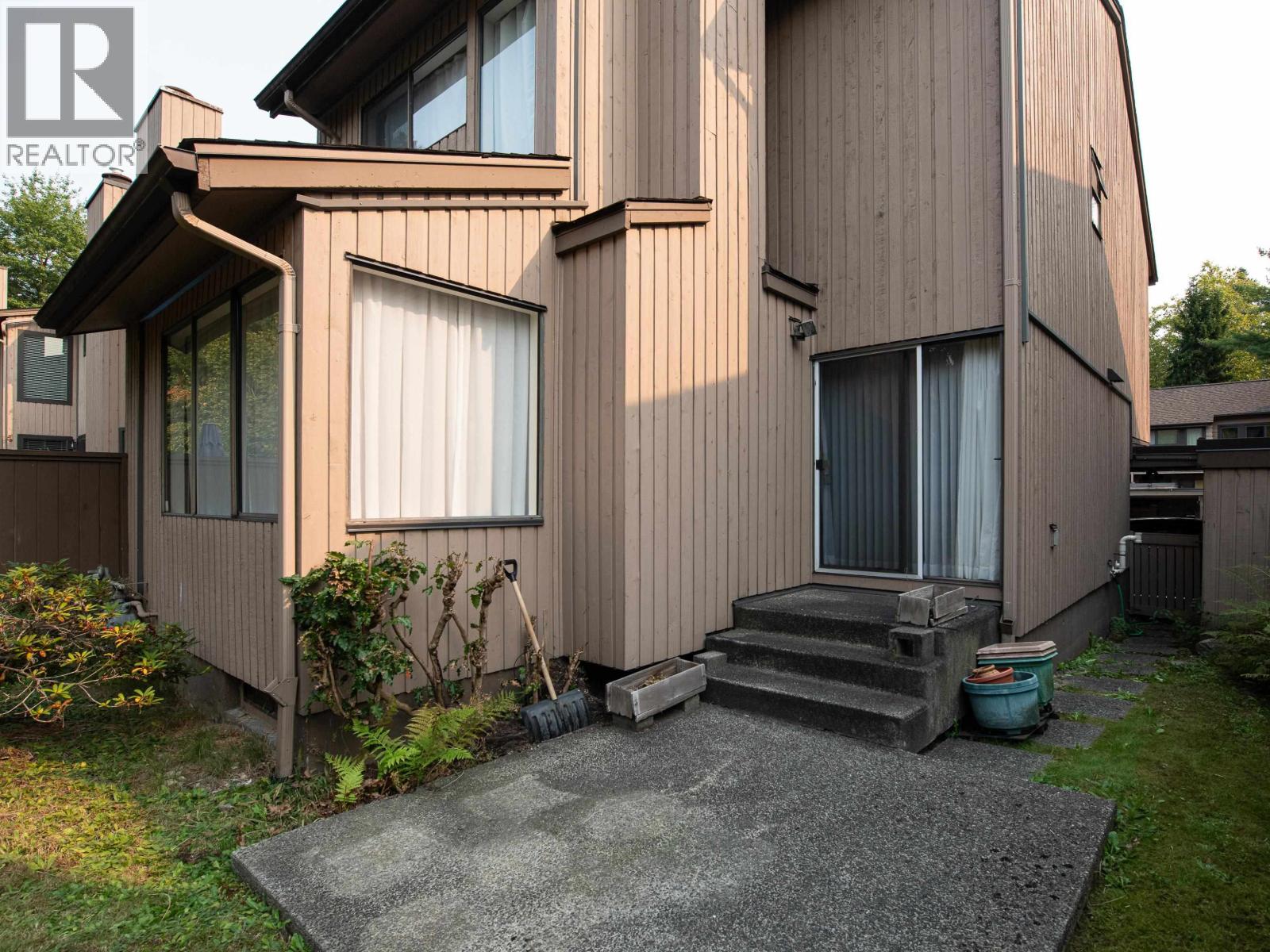 4245 BIRCHWOOD CRESCENT, Burnaby