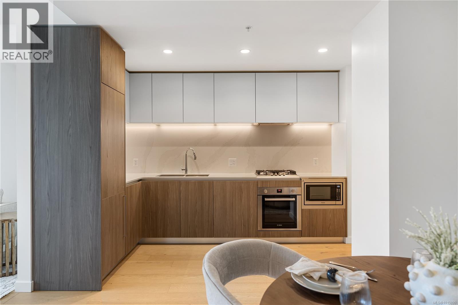 308 2000 Hannington Road, Langford