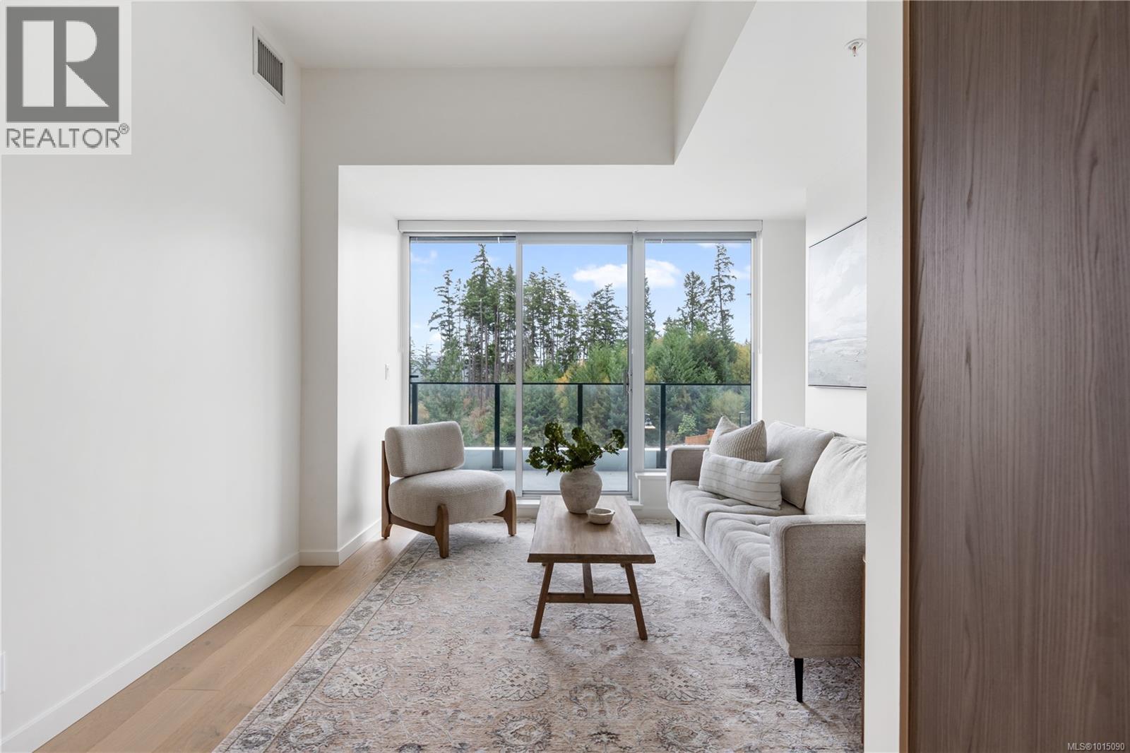 308 2000 Hannington Road, Langford