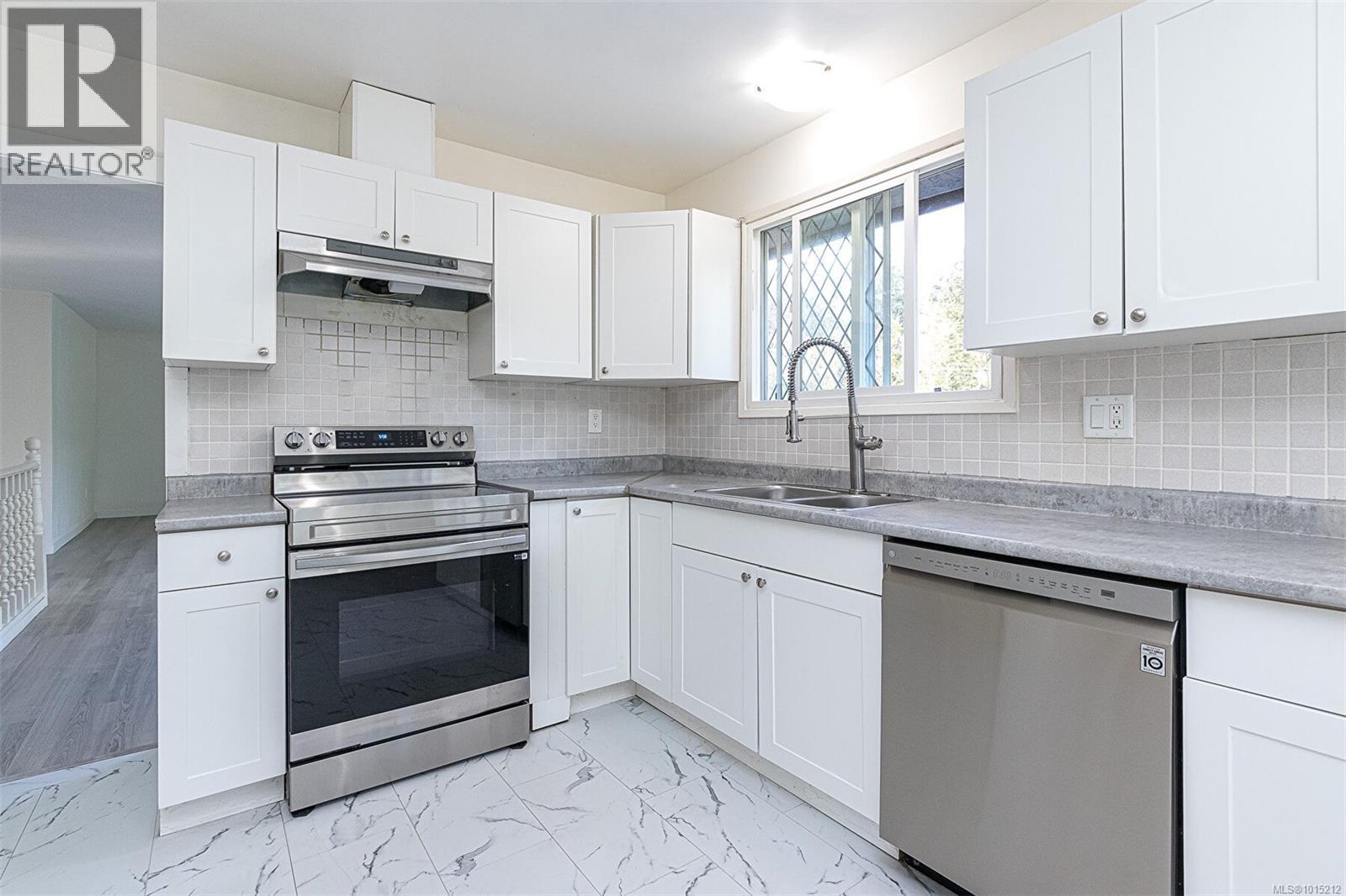  2303 Pyrite Drive, Sooke