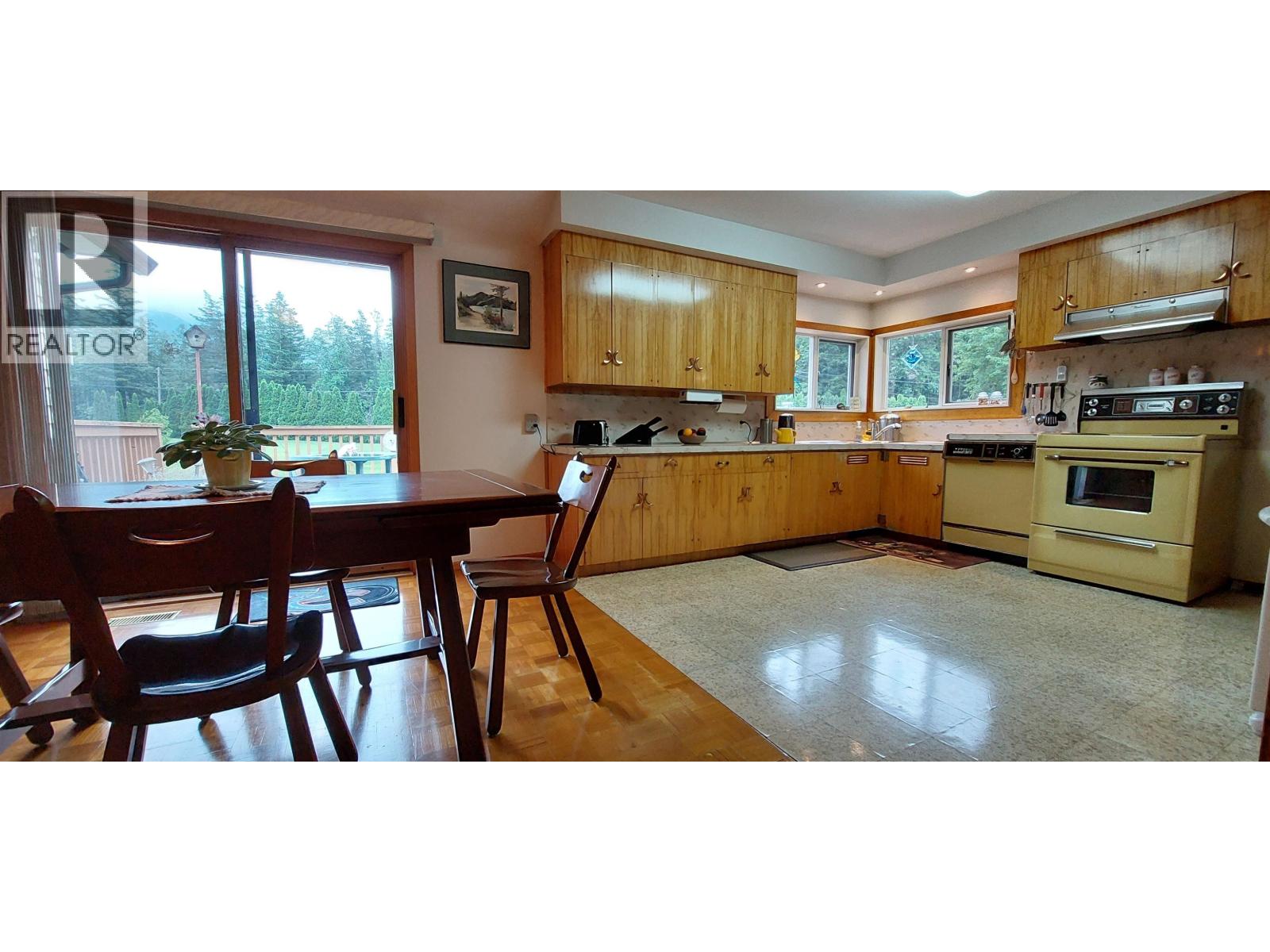 2459 SALOOMPT ROAD, Bella Coola