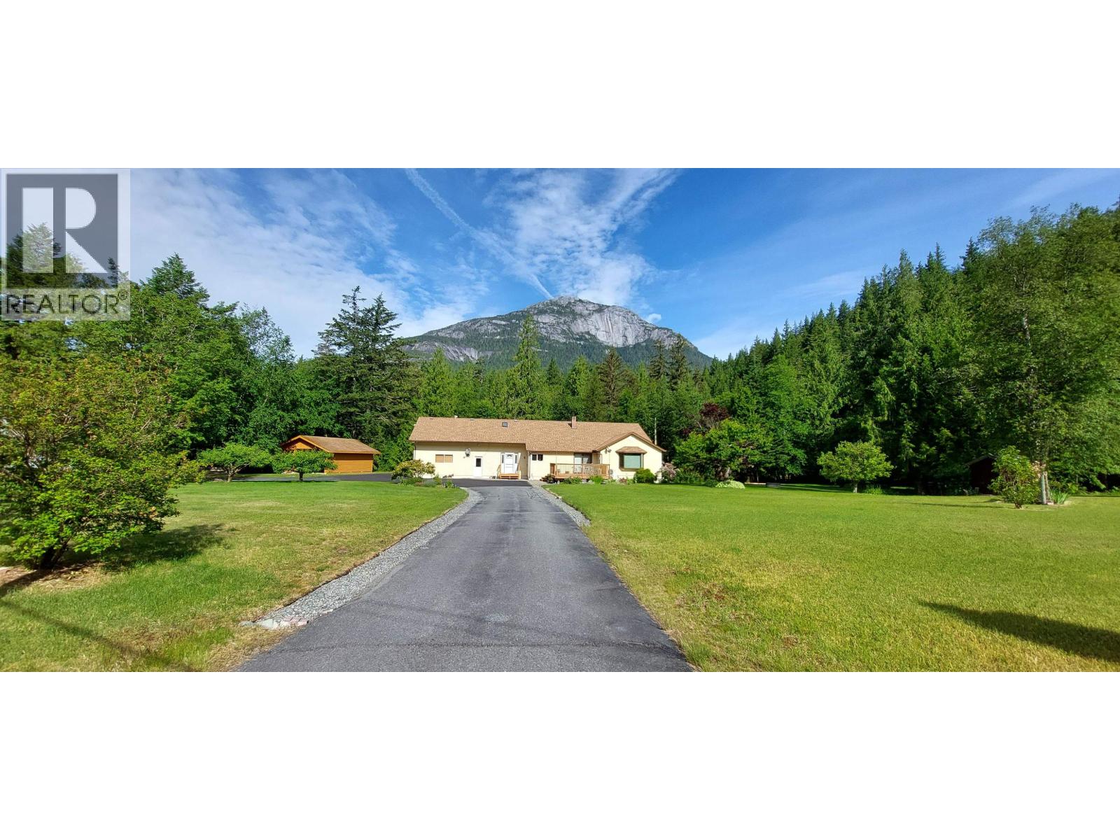 2459 SALOOMPT ROAD, Bella Coola