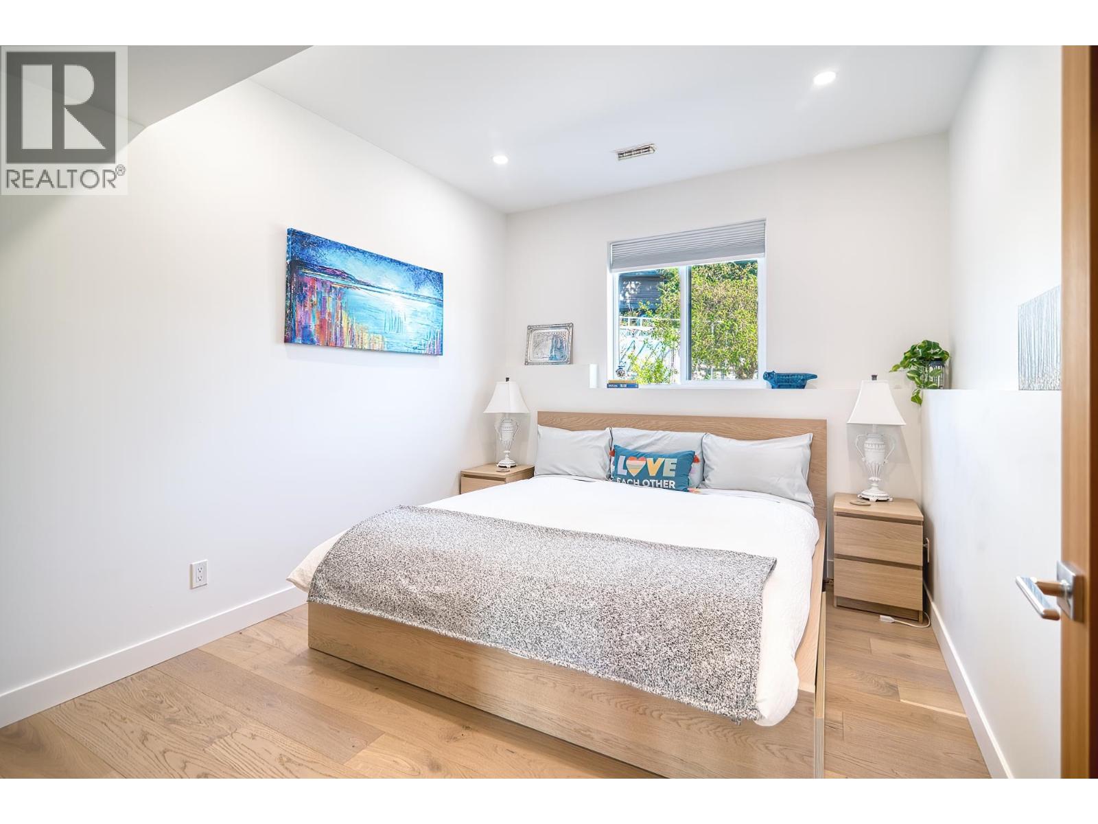 5769 GENNI'S WAY, Sechelt