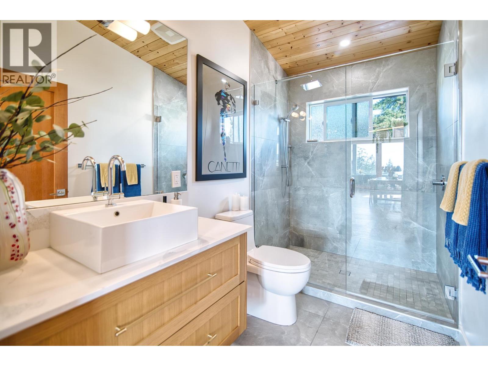 5769 GENNI'S WAY, Sechelt