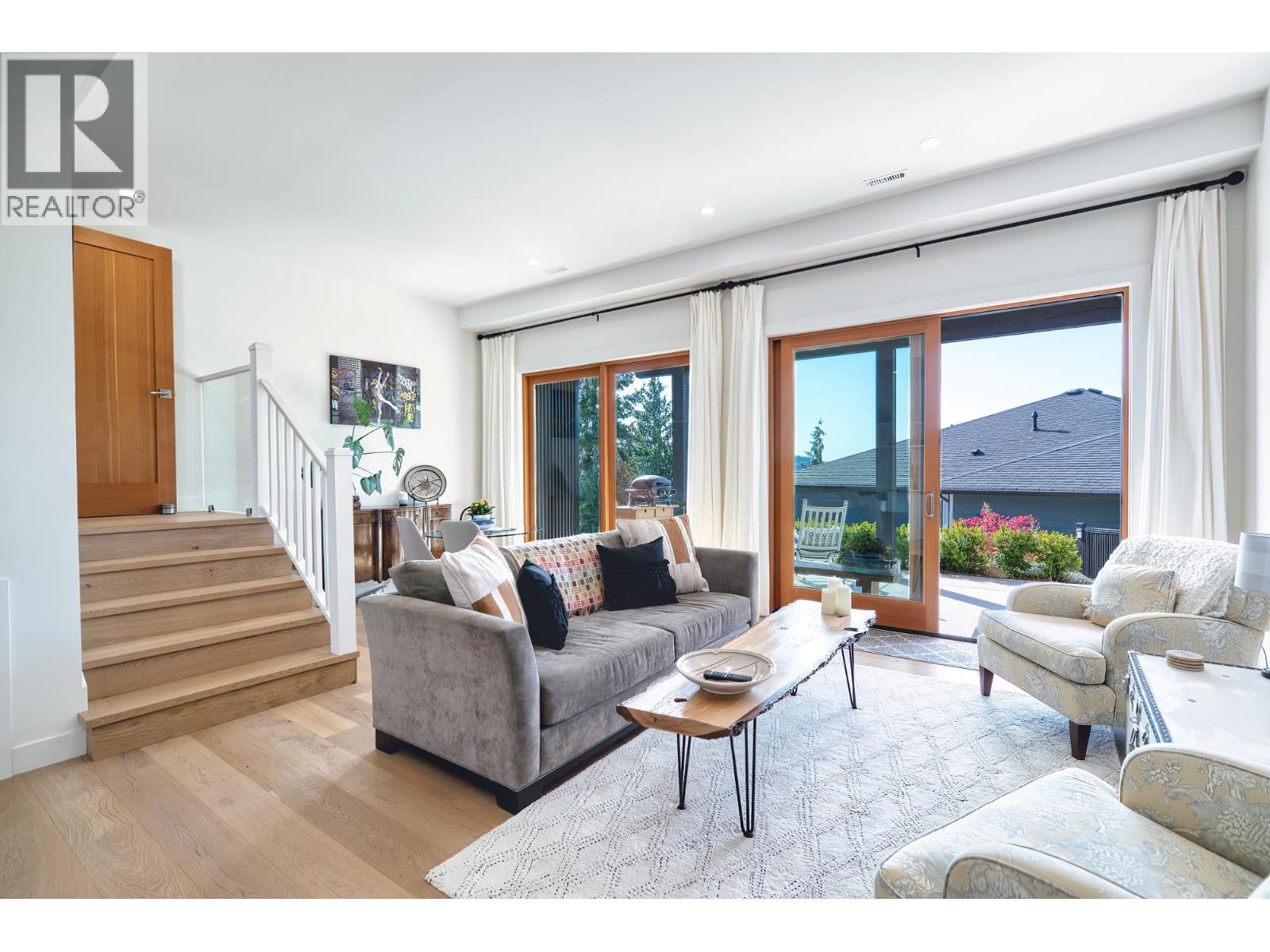 5769 GENNI'S WAY, Sechelt