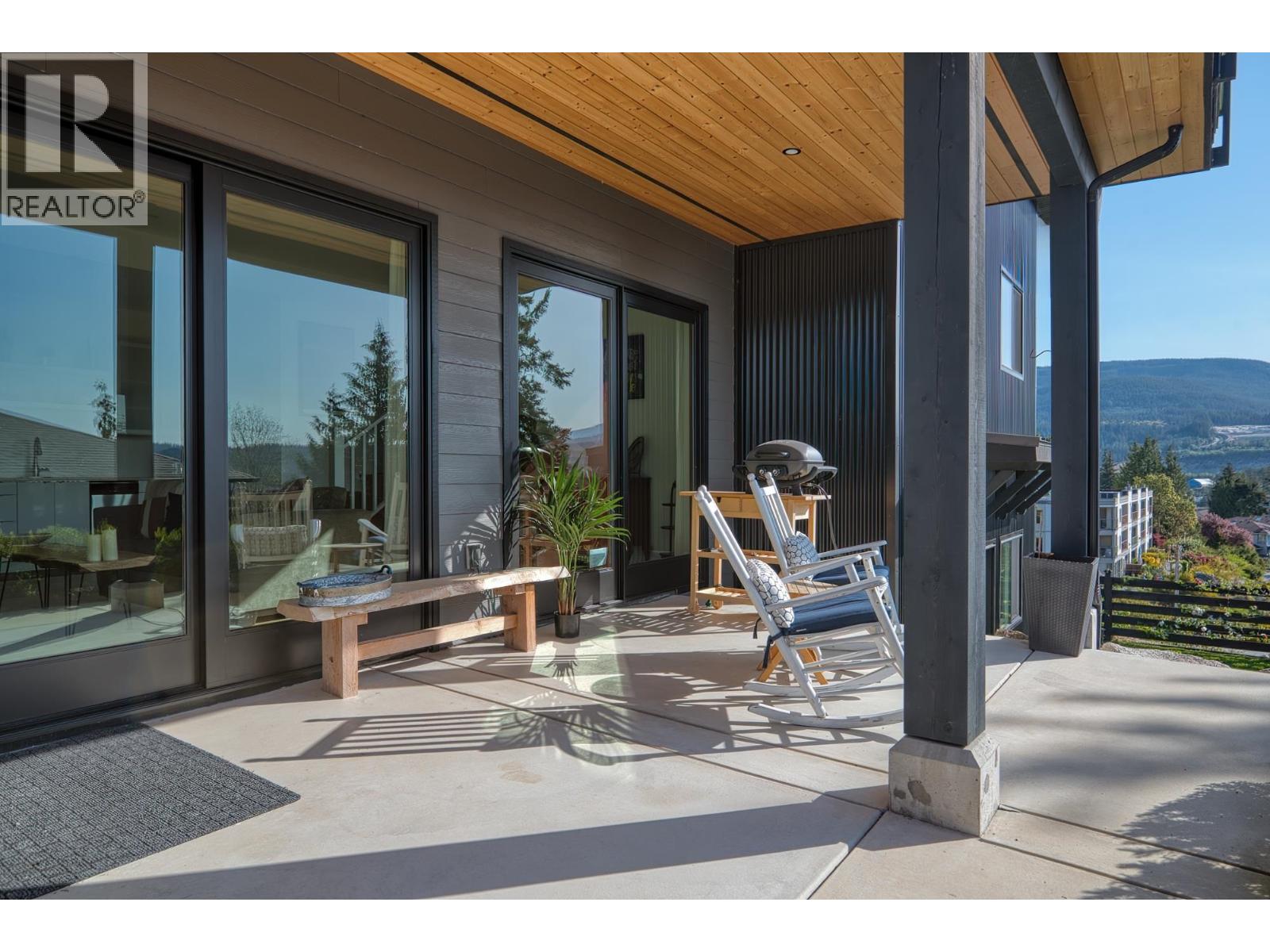 5769 GENNI'S WAY, Sechelt