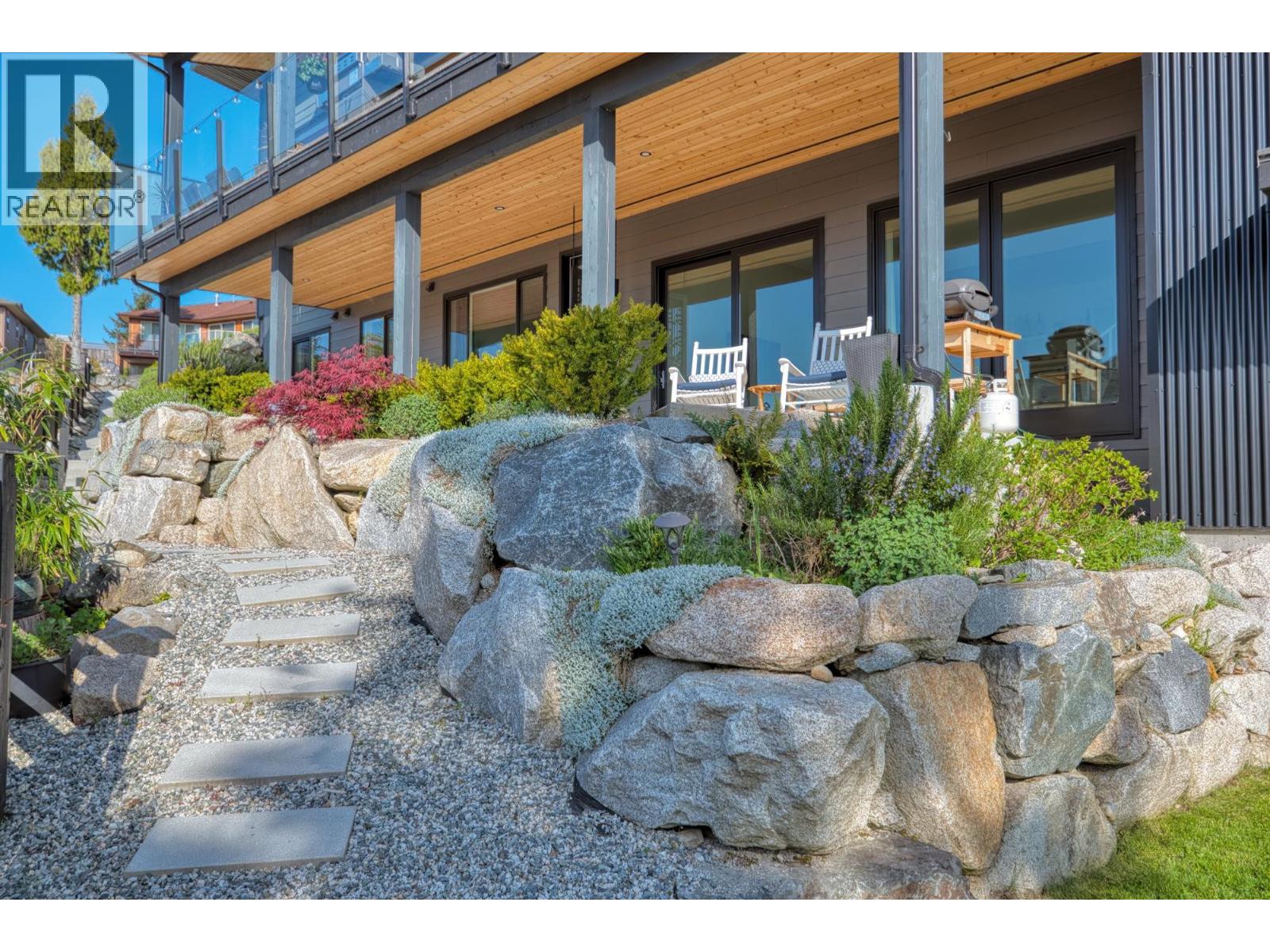 5769 GENNI'S WAY, Sechelt