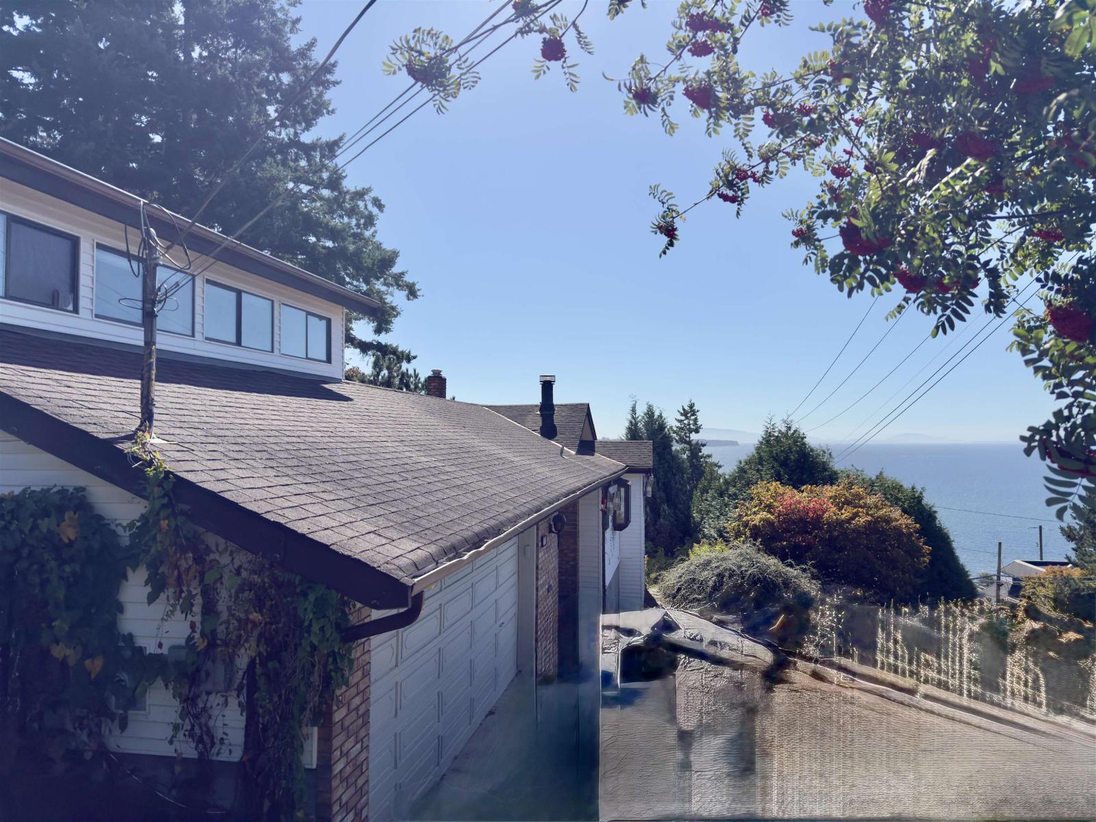 1352 OXFORD STREET, White Rock