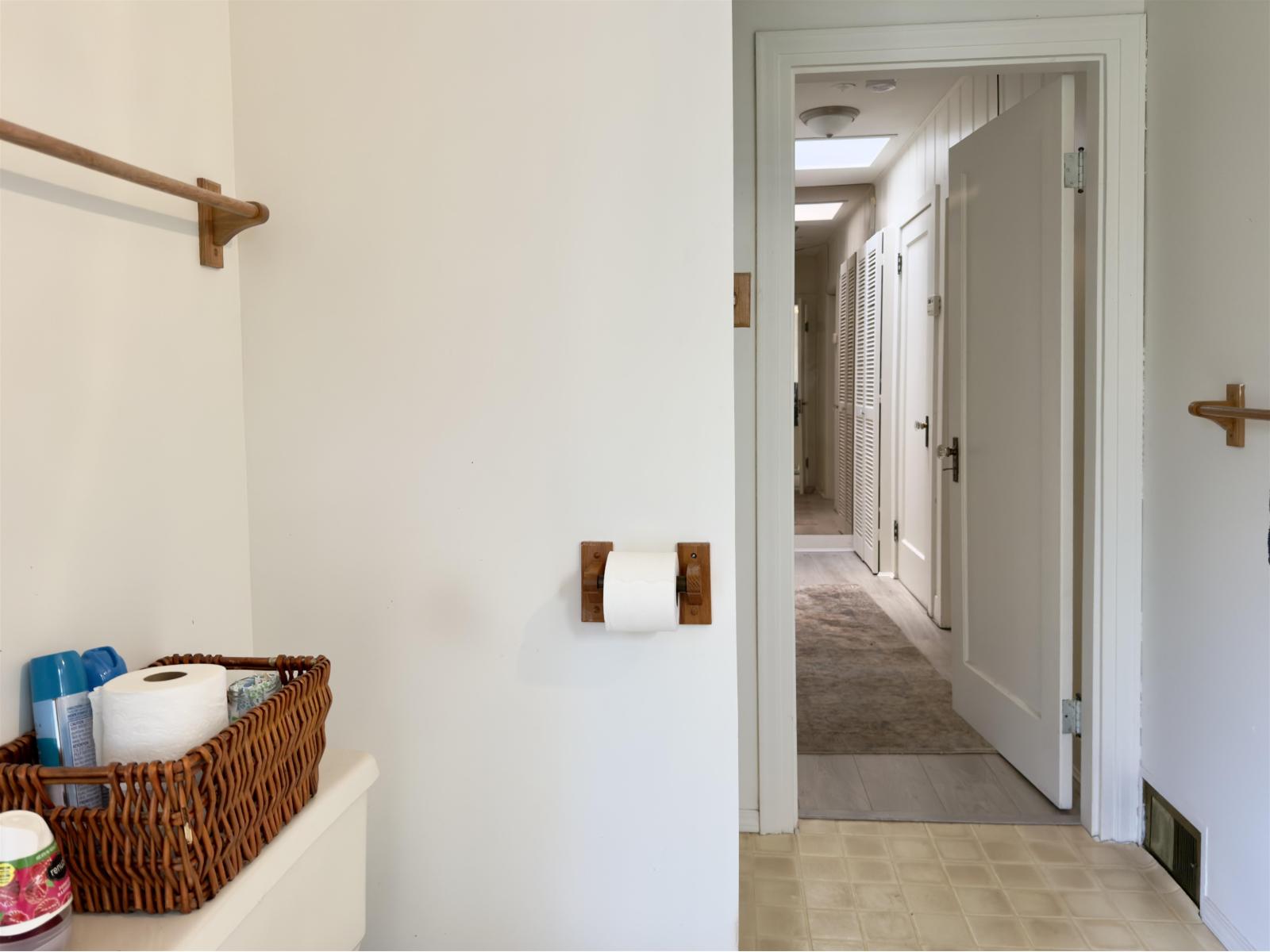 1352 OXFORD STREET, White Rock