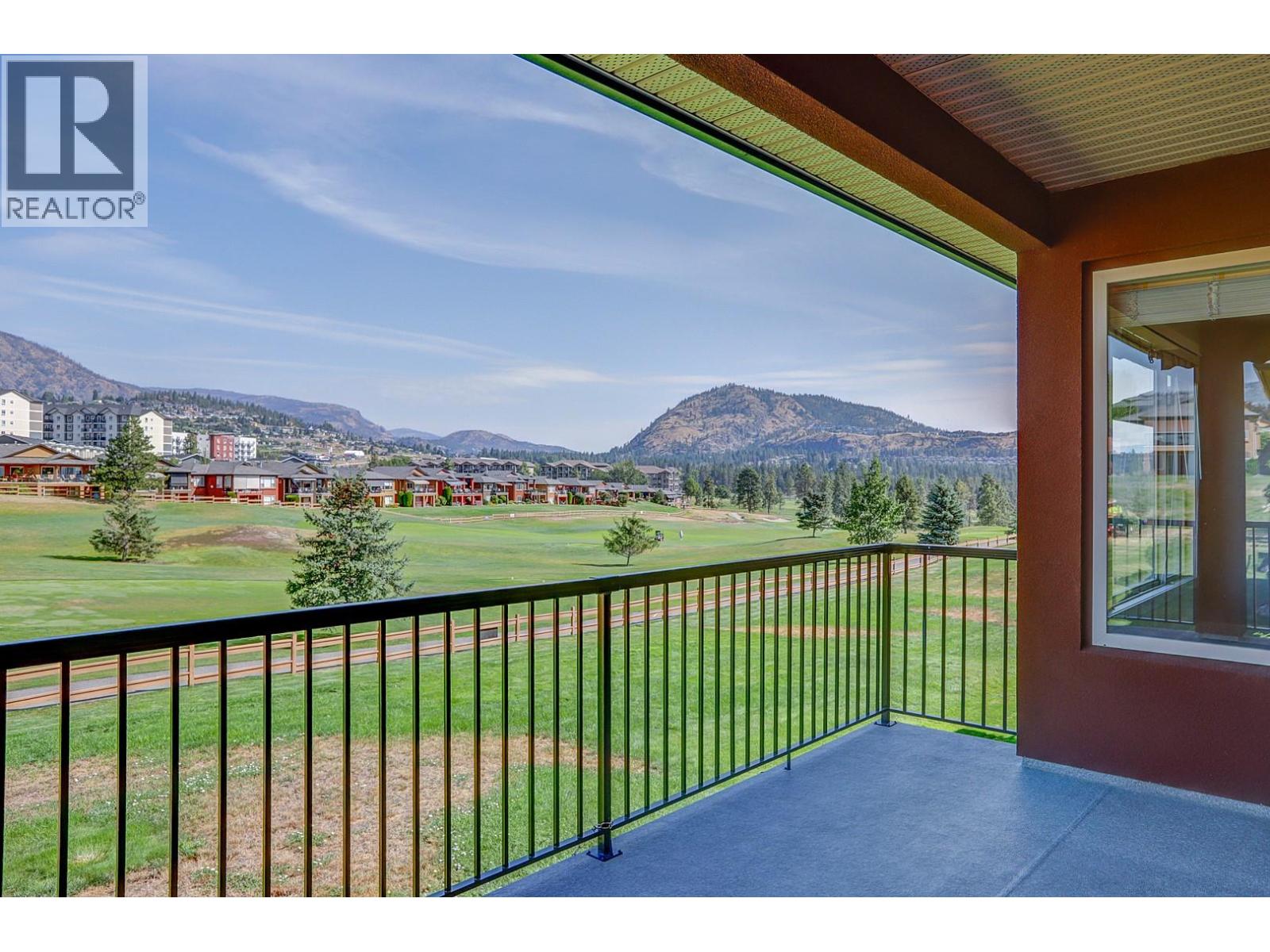  2302 Pine Vista Place, West Kelowna