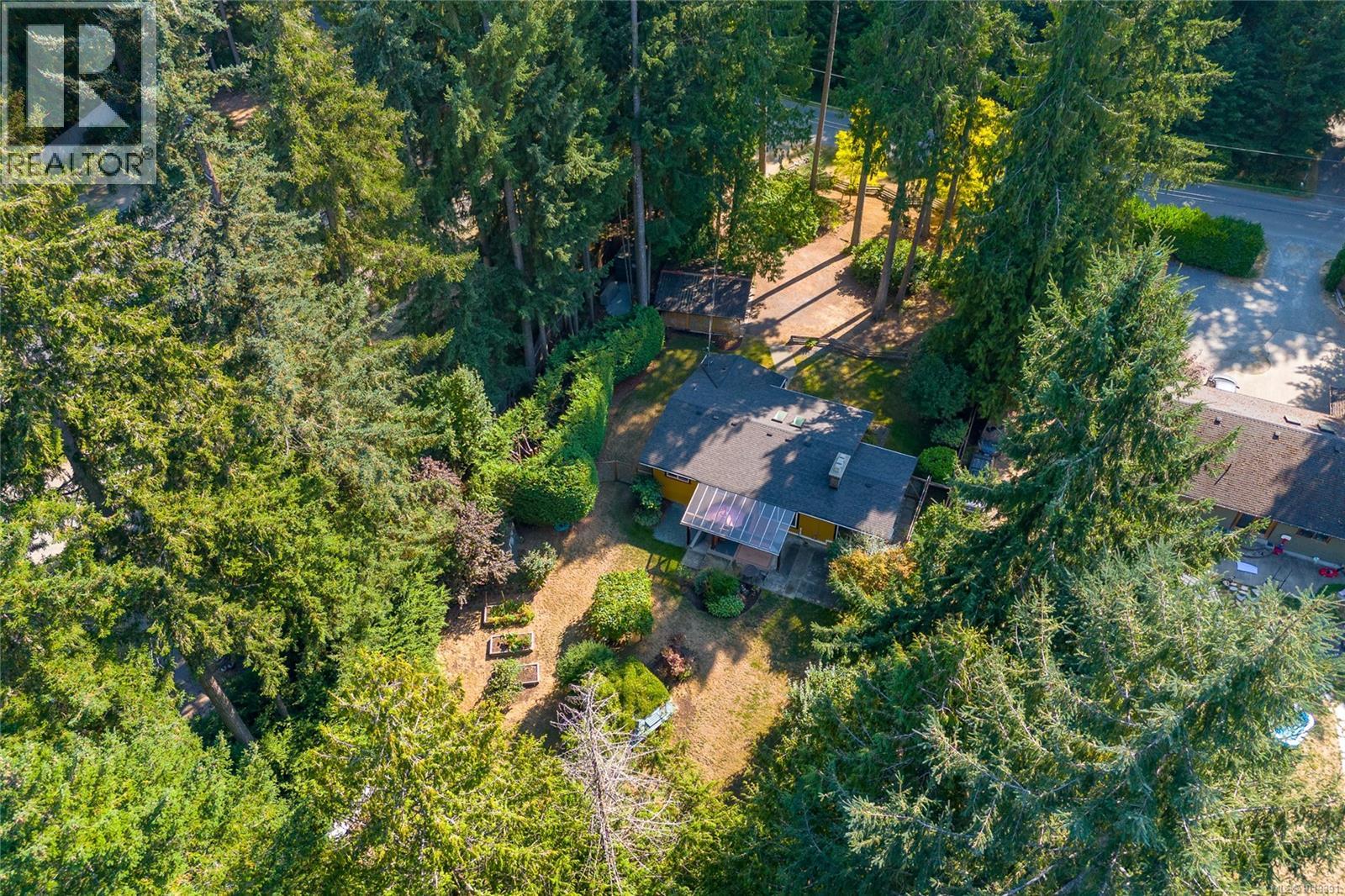 1215 Braithwaite Dr, Cobble Hill