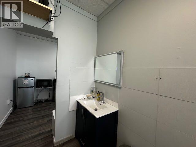 Retail for Sale in   Avenue SE Chinatown Calgary 