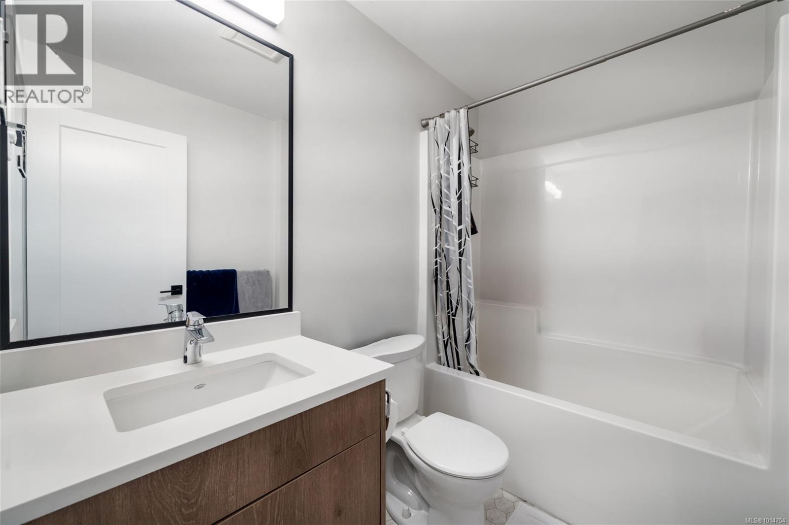  2532 Obsidian Place, Langford