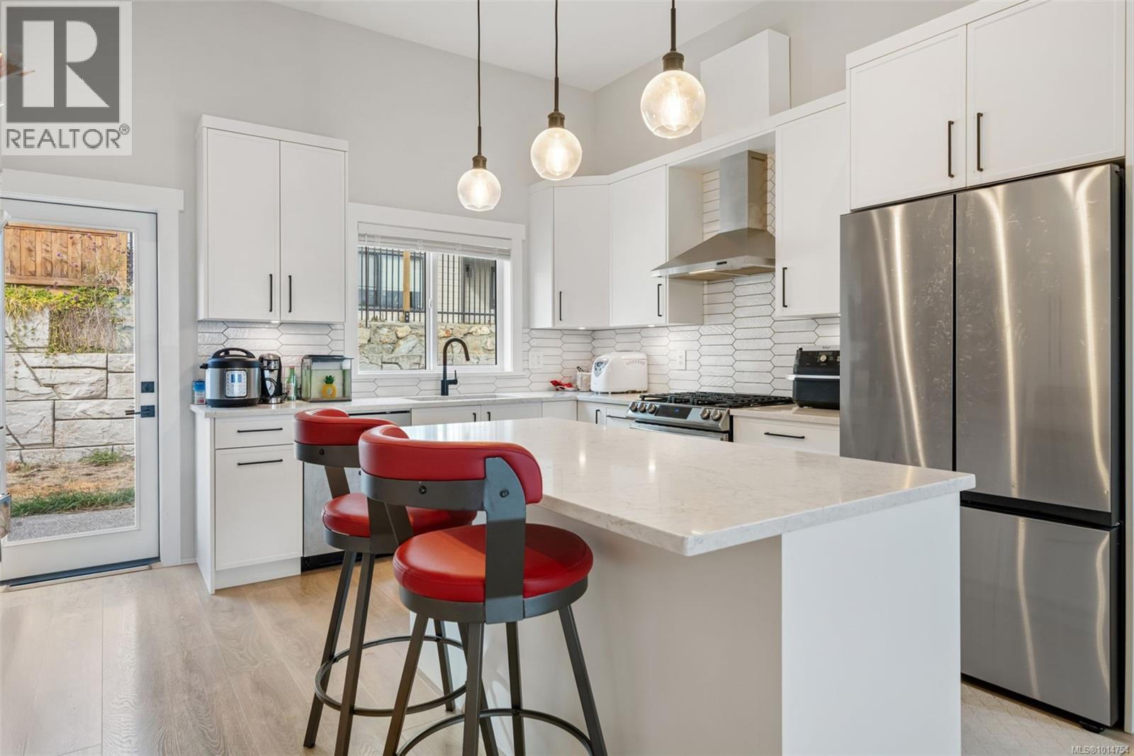  2532 Obsidian Place, Langford