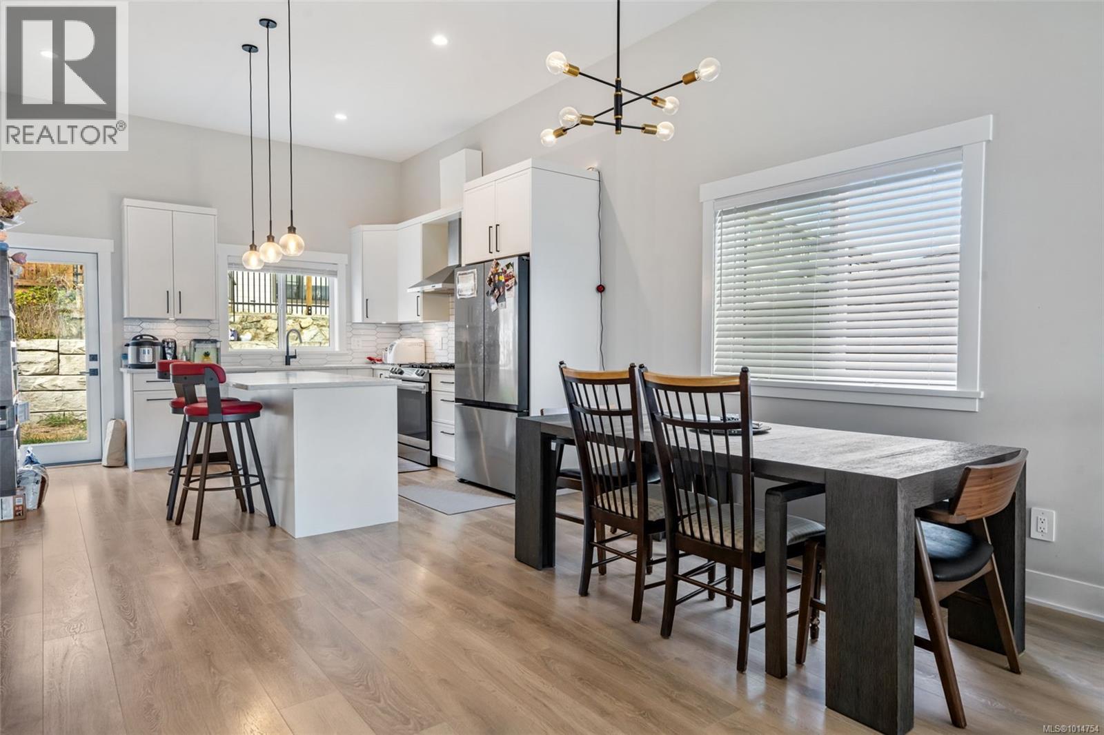  2532 Obsidian Place, Langford
