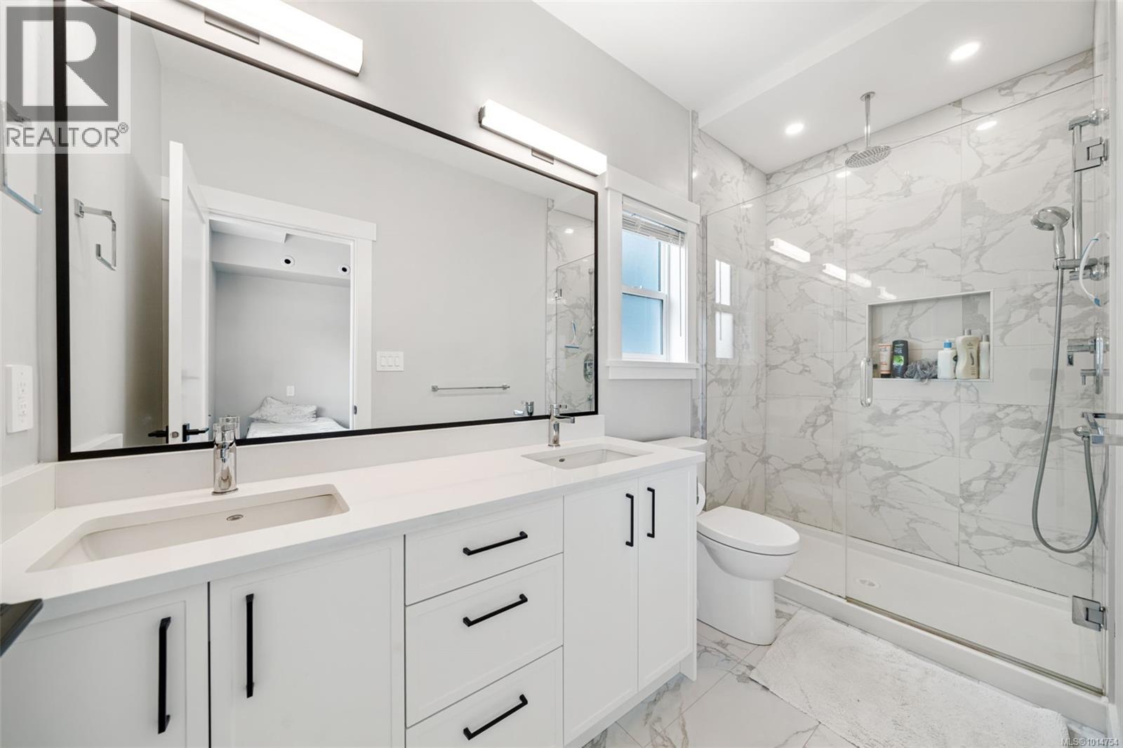  2532 Obsidian Place, Langford