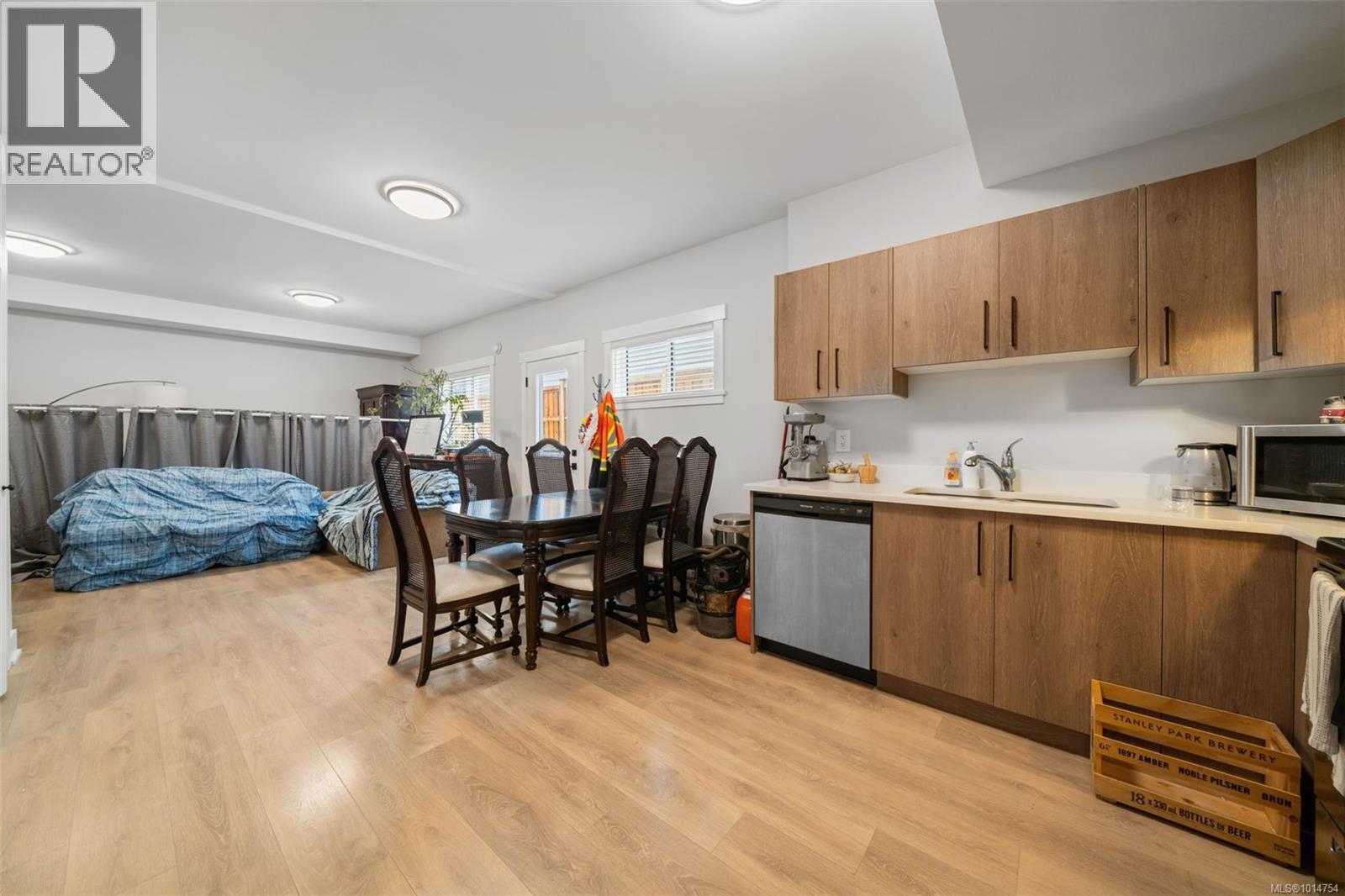  2532 Obsidian Place, Langford