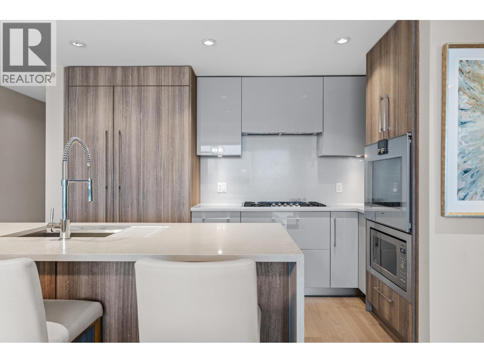 1606 210 SALTER STREET, New Westminster