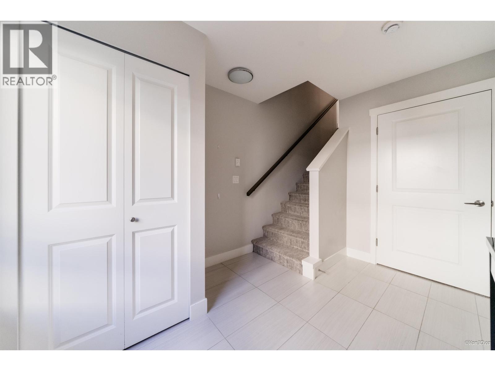 9 6028 MAPLE ROAD, Richmond