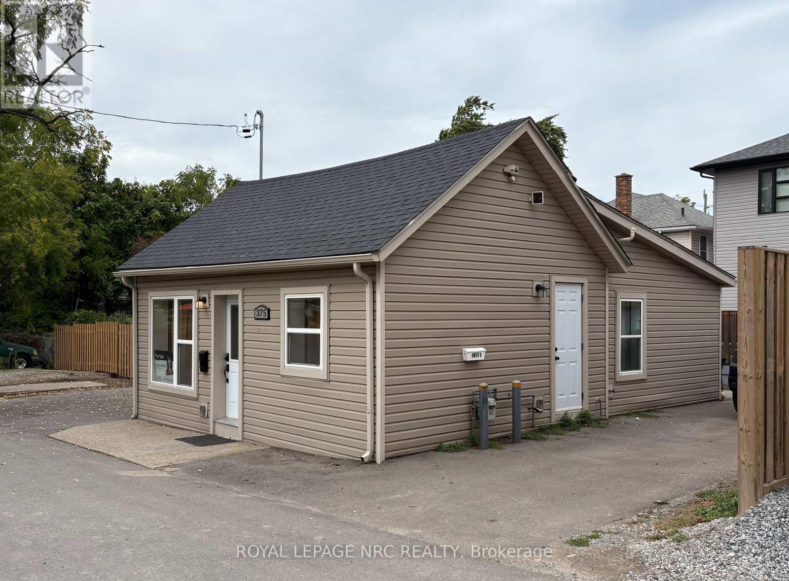 375 ALMOND LANE - Photo 3 of 19, St. Catharines (Secord Woods), Ontario