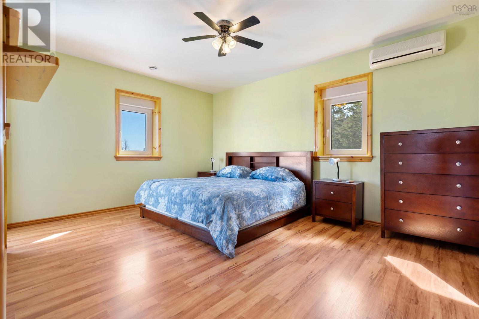 Property 26 of 49 of 6260 West Bay Road