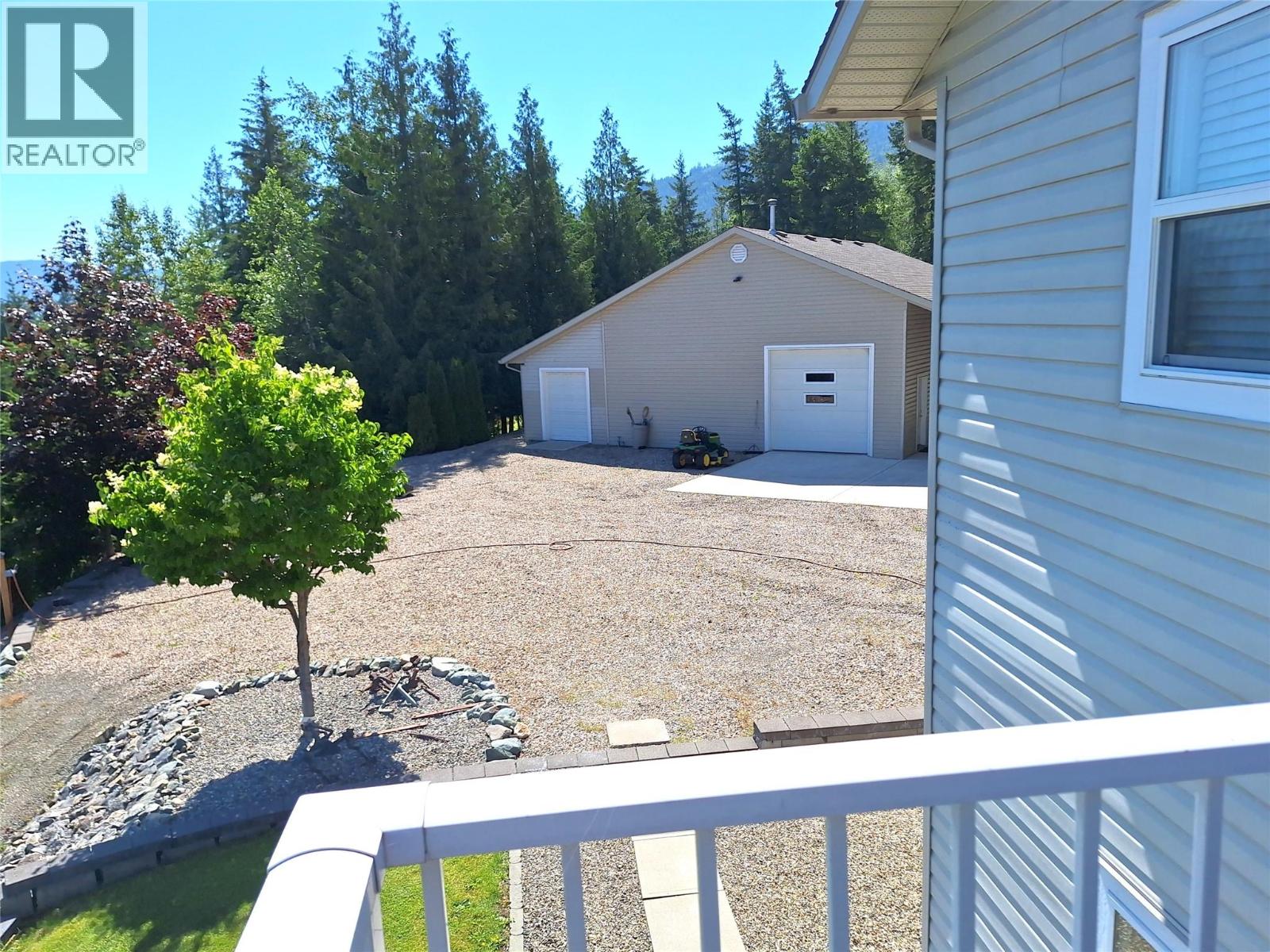1406 Huckleberry Drive, Sorrento