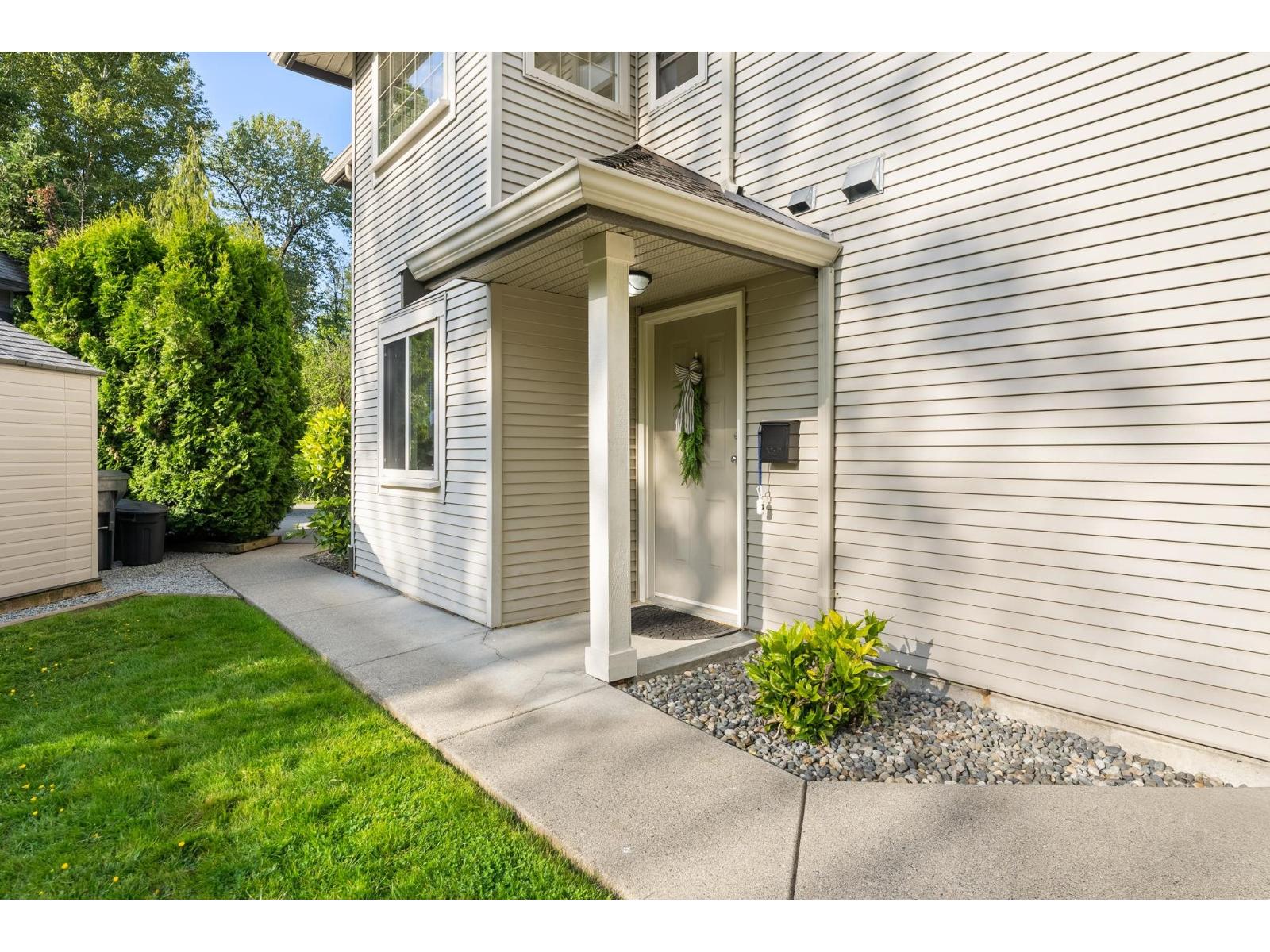 9773 208 STREET, Langley