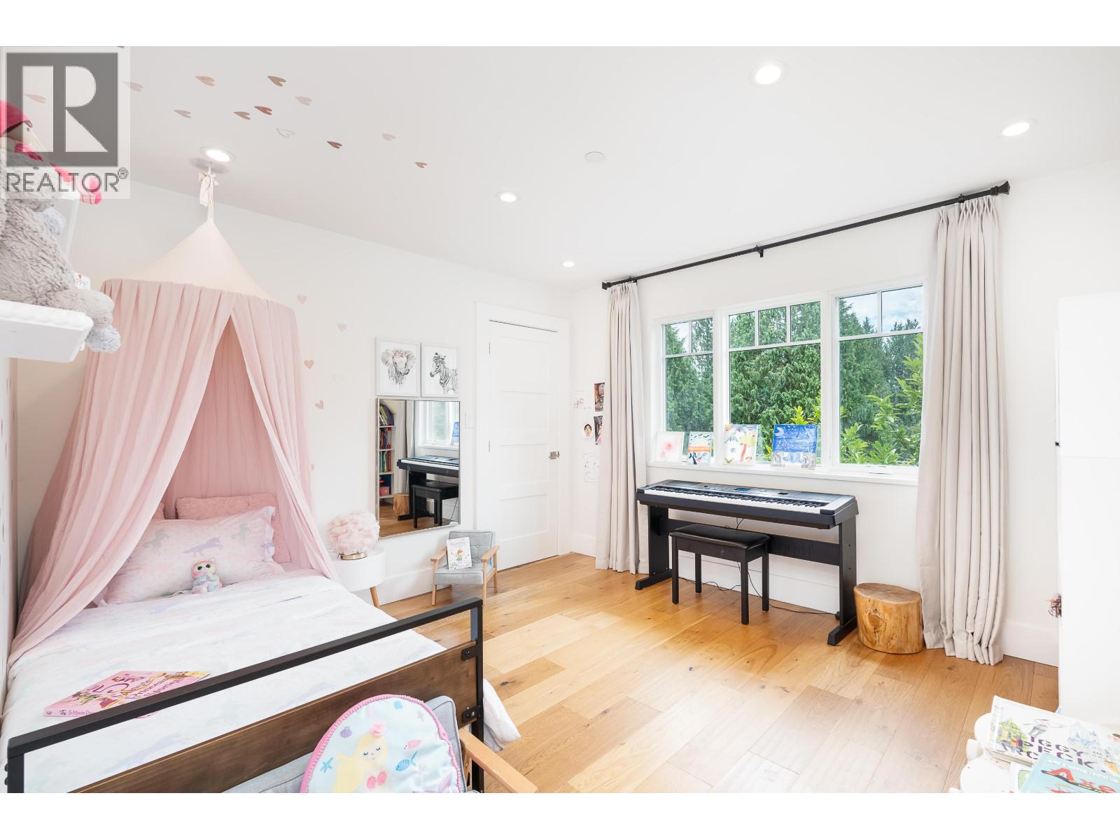 4710 CAULFEILD DRIVE, West Vancouver