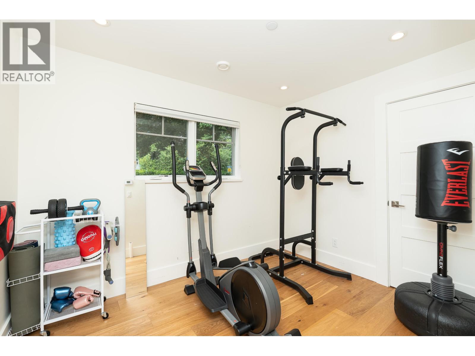 4710 CAULFEILD DRIVE, West Vancouver
