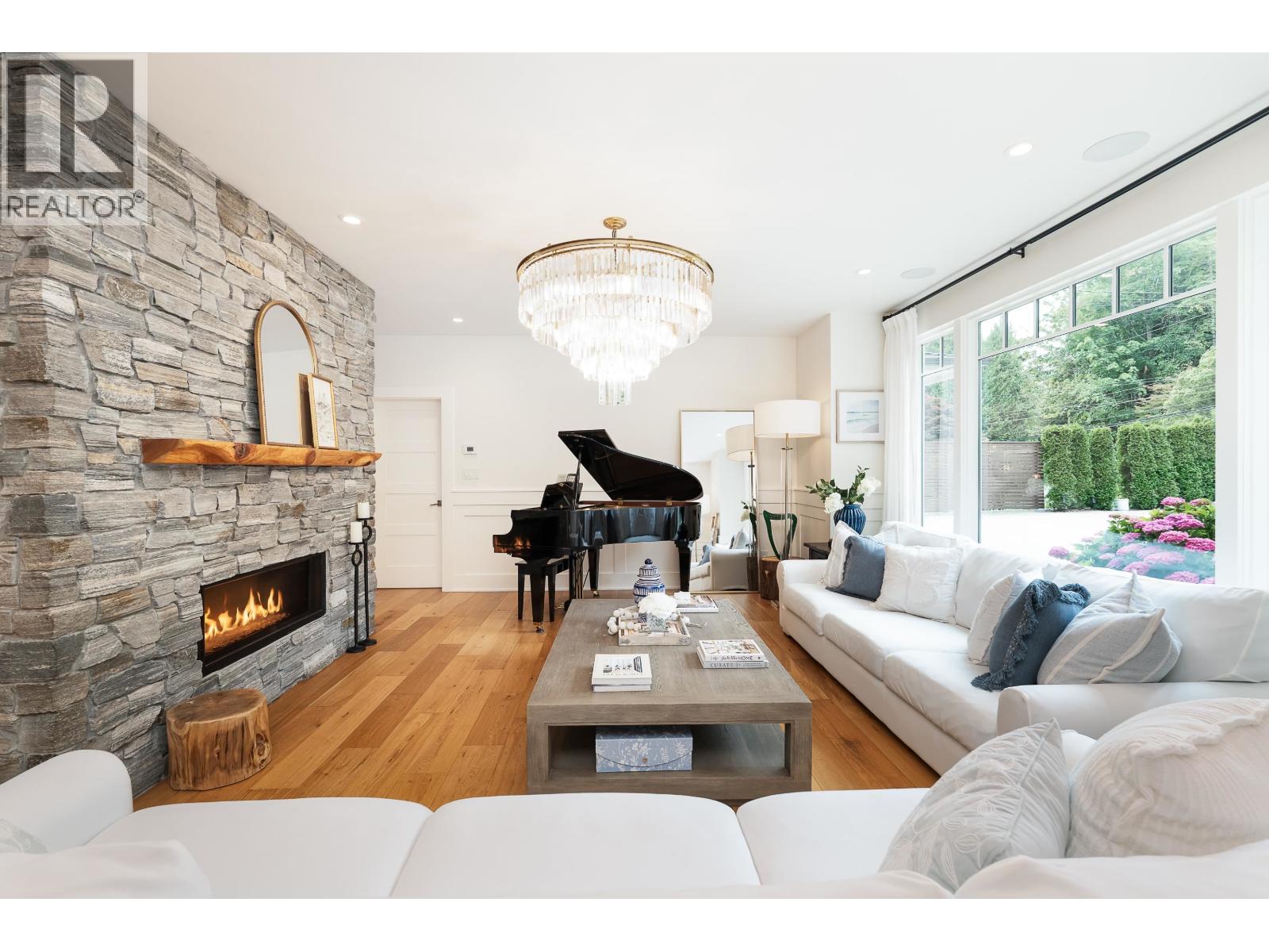 4710 CAULFEILD DRIVE, West Vancouver