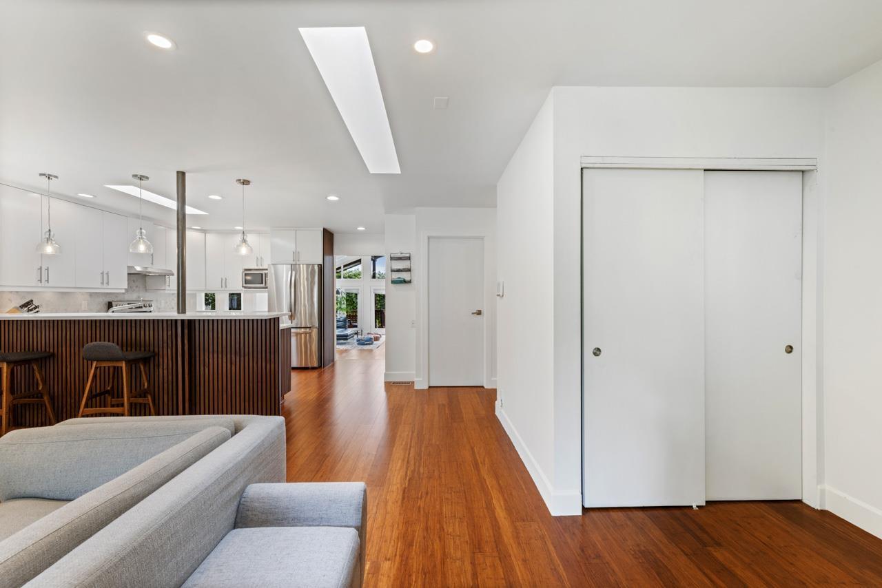 13044 14 AVENUE, Surrey