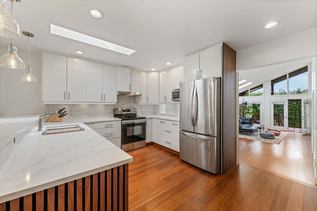 13044 14 AVENUE, Surrey