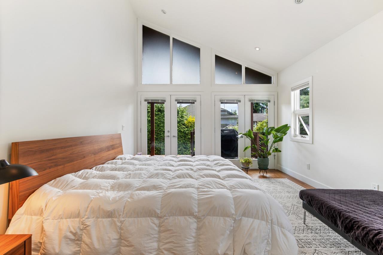 13044 14 AVENUE, Surrey