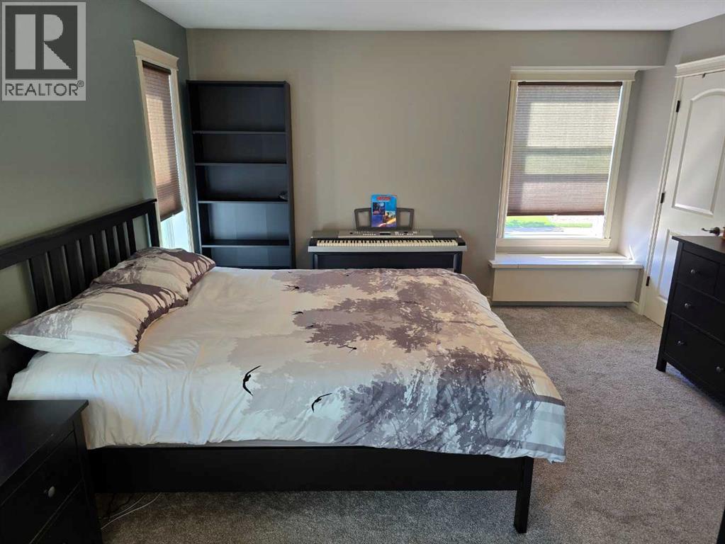 7128 Henner's Road, Lacombe