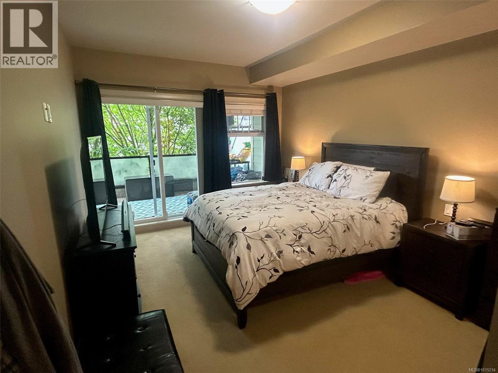 203 2881 Peatt Road, Langford