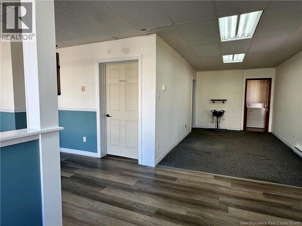 240 Main Street - Image 15