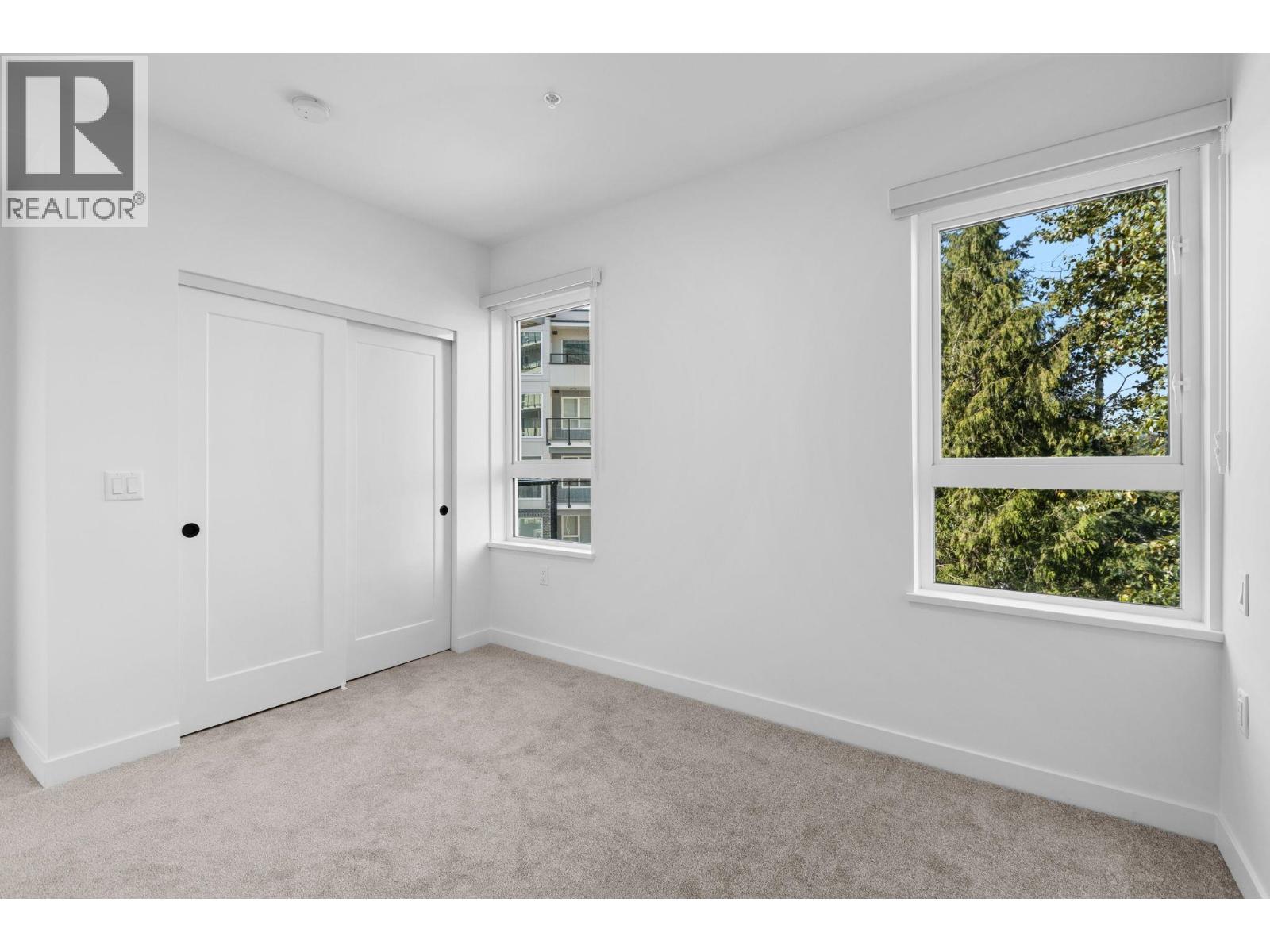 206 2002 ST. GEORGE STREET, Port Moody