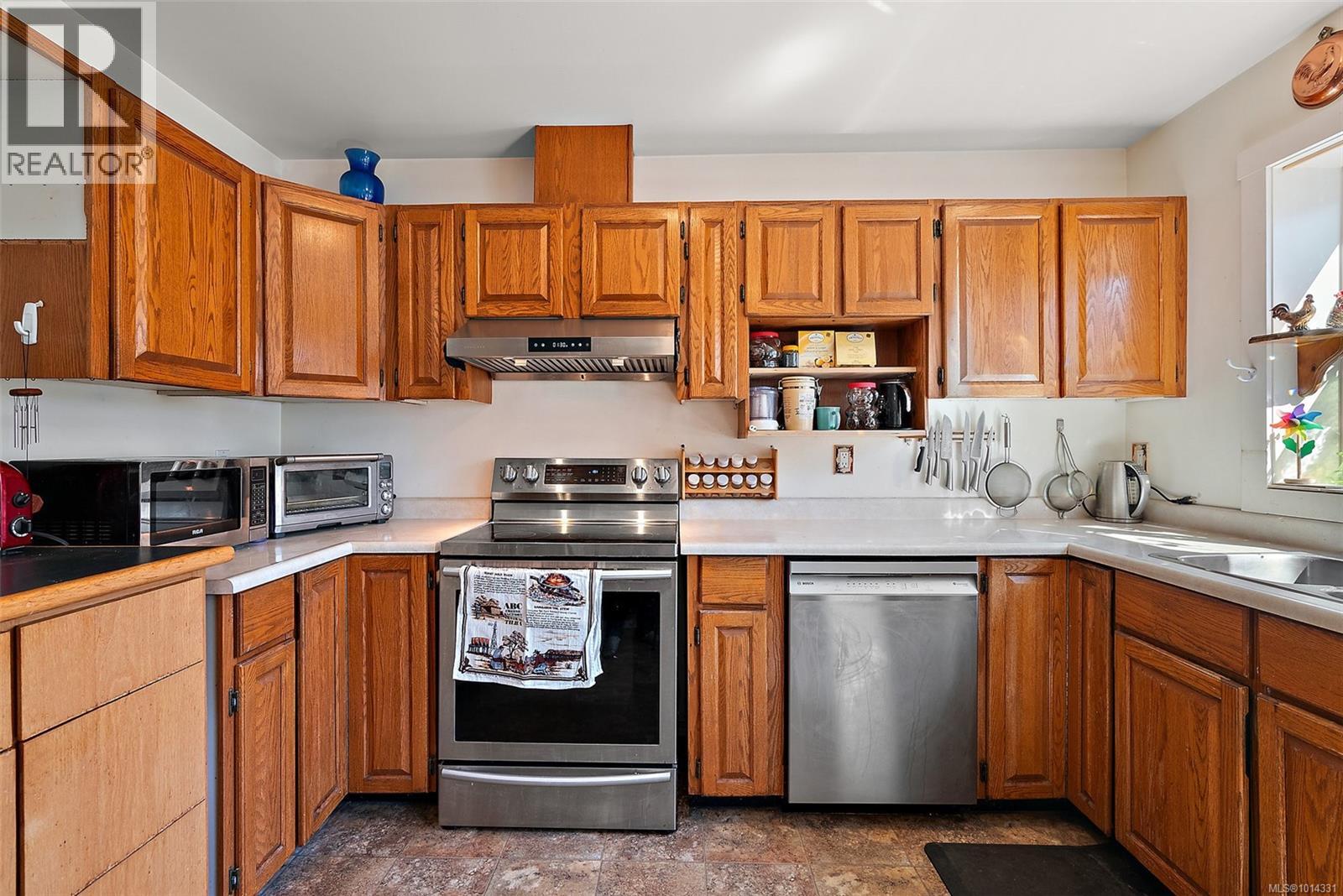  10386 Resthaven Drive, Sidney